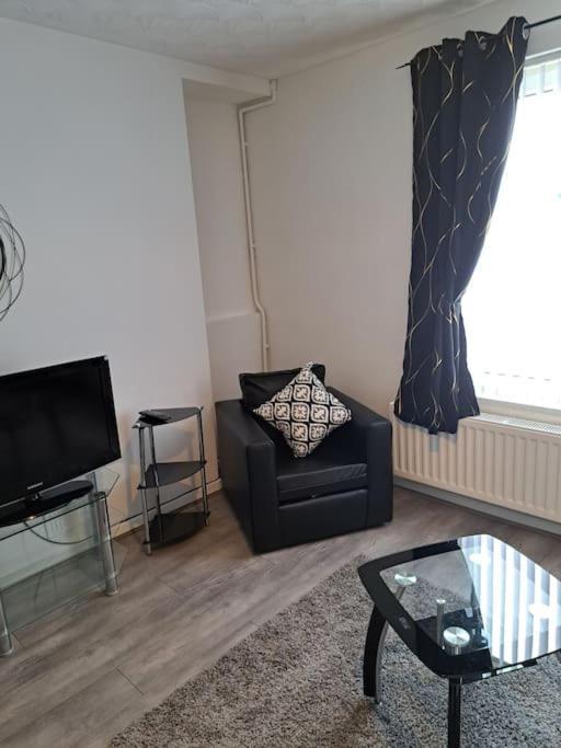 1 Bed Apart Dowlais Eksteriør billede